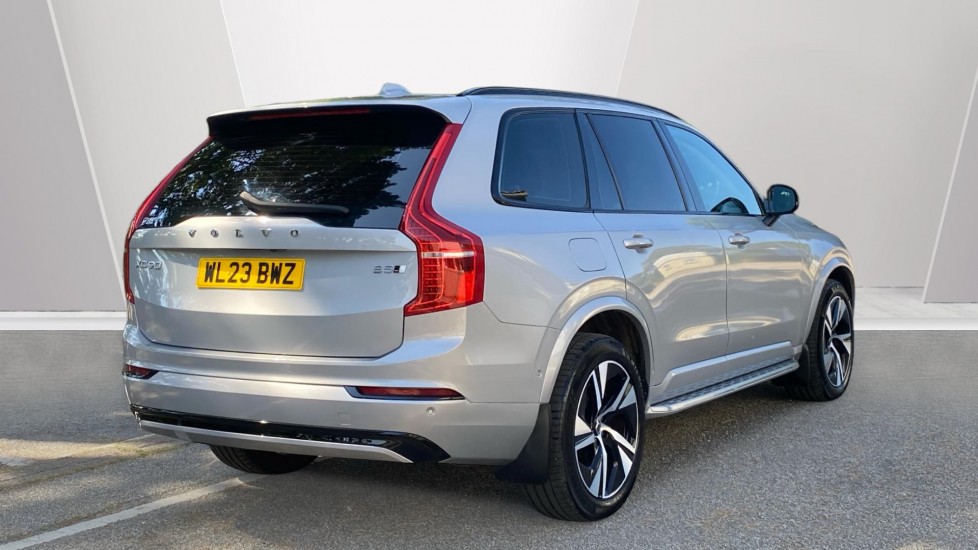 Volvo XC90 2.0 B5D [235] Plus Dark 5dr AWD Geartronic Diesel Estate - Image 2