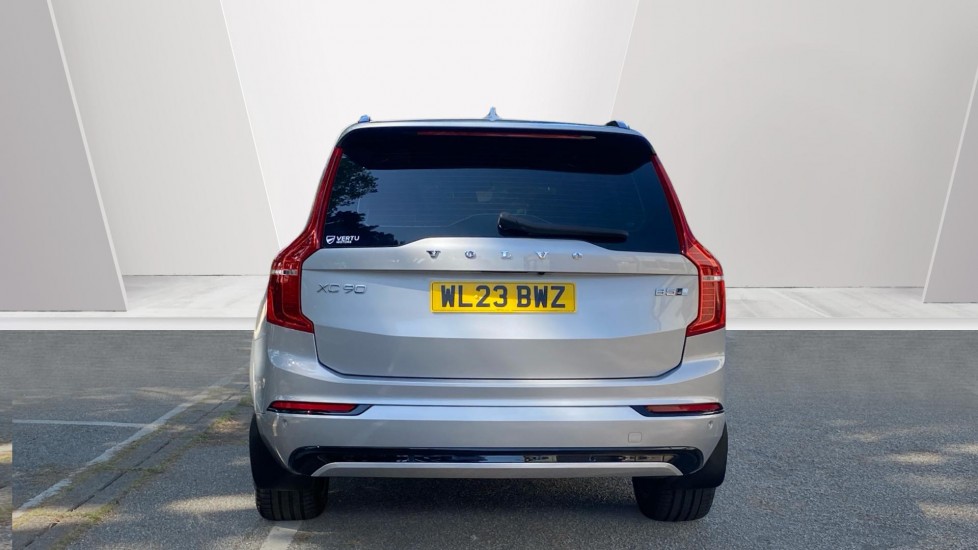Volvo XC90 2.0 B5D [235] Plus Dark 5dr AWD Geartronic Diesel Estate - Image 7
