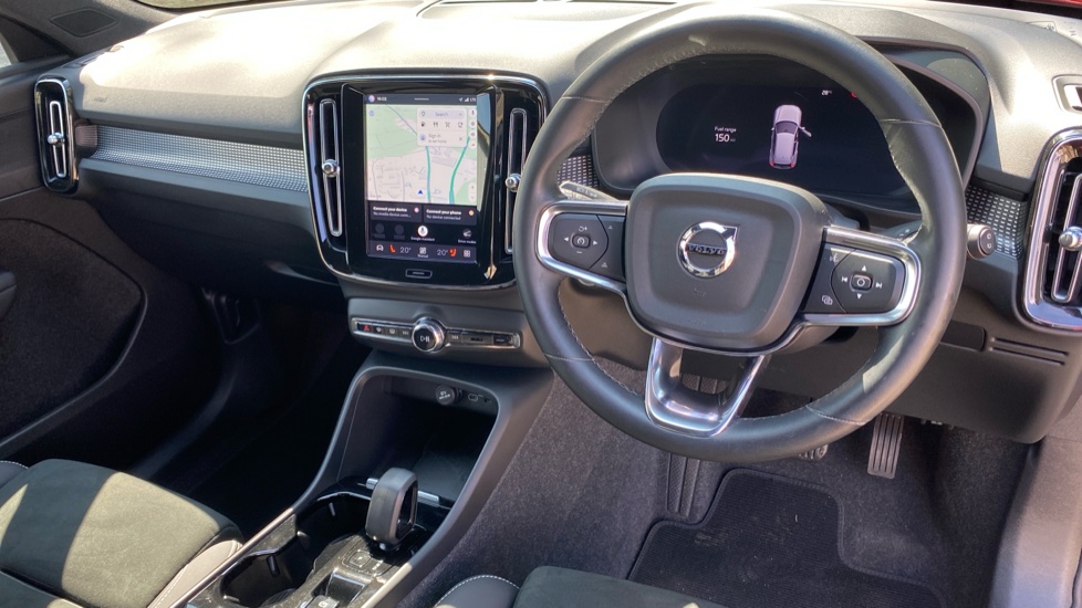 Volvo XC40 2.0 B3P Plus Dark 5dr Auto Petrol Estate - Image 4