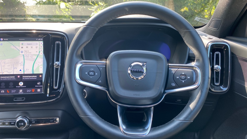 Volvo XC40 2.0 B3P Plus Dark 5dr Auto Petrol Estate - Image 10