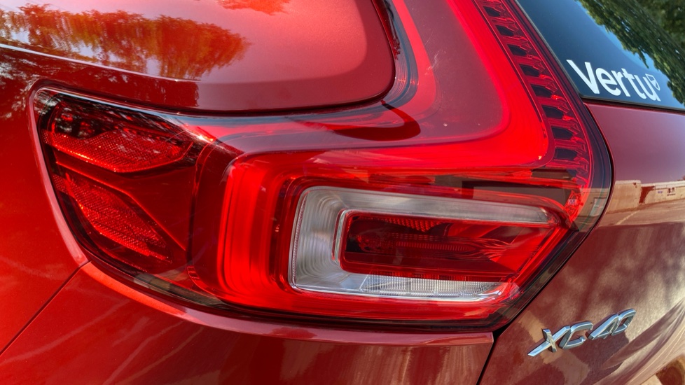 Volvo XC40 2.0 B3P Plus Dark 5dr Auto Petrol Estate - Image 39