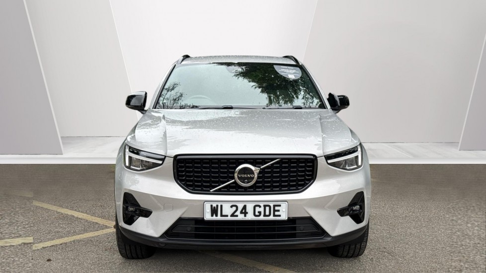 Volvo XC40 2.0 B3P Plus Dark 5dr Auto Petrol Estate - Image 8