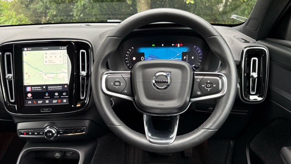 Volvo XC40 2.0 B3P Plus Dark 5dr Auto Petrol Estate - Image 10