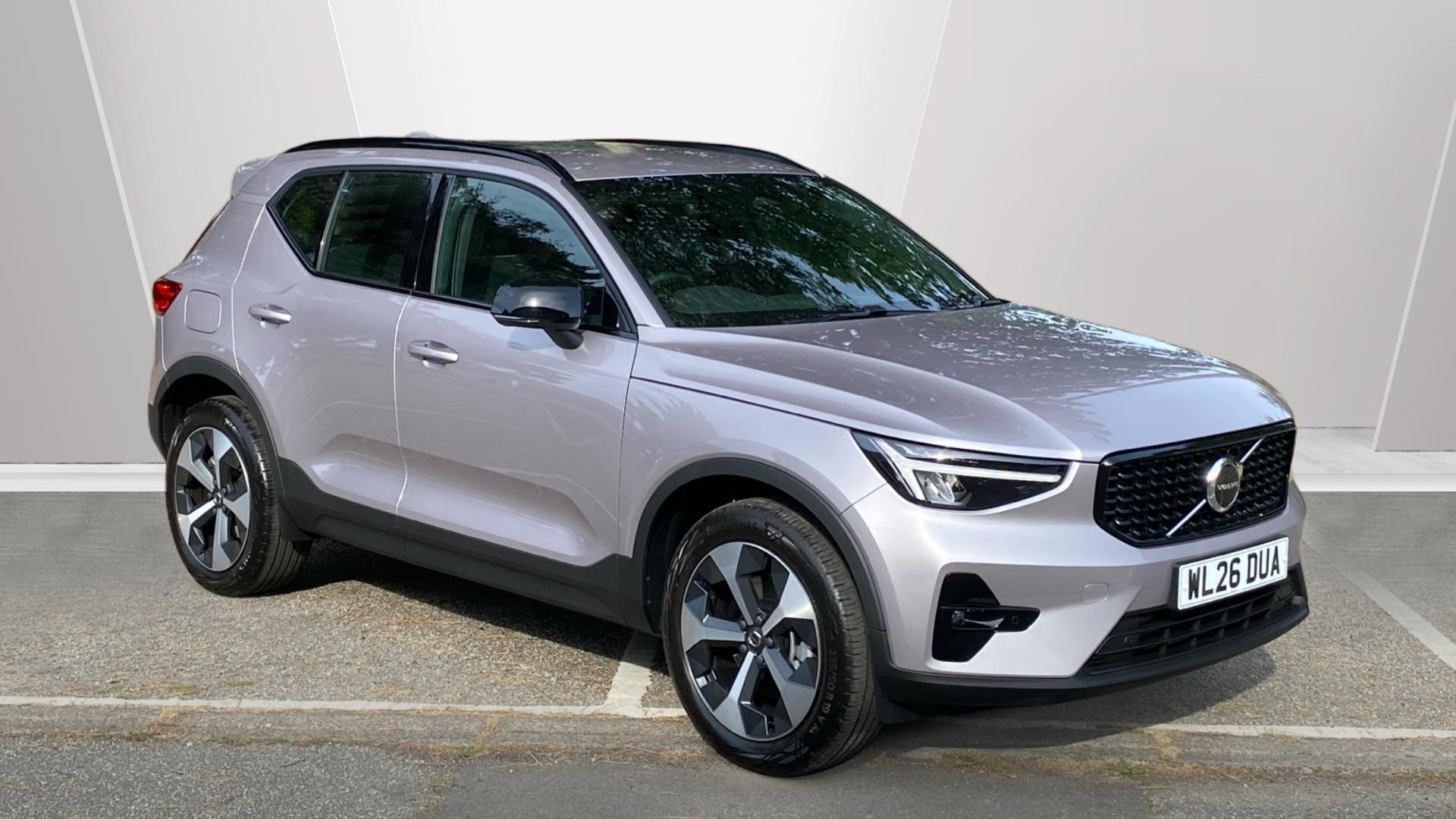 Volvo XC40 listing photo