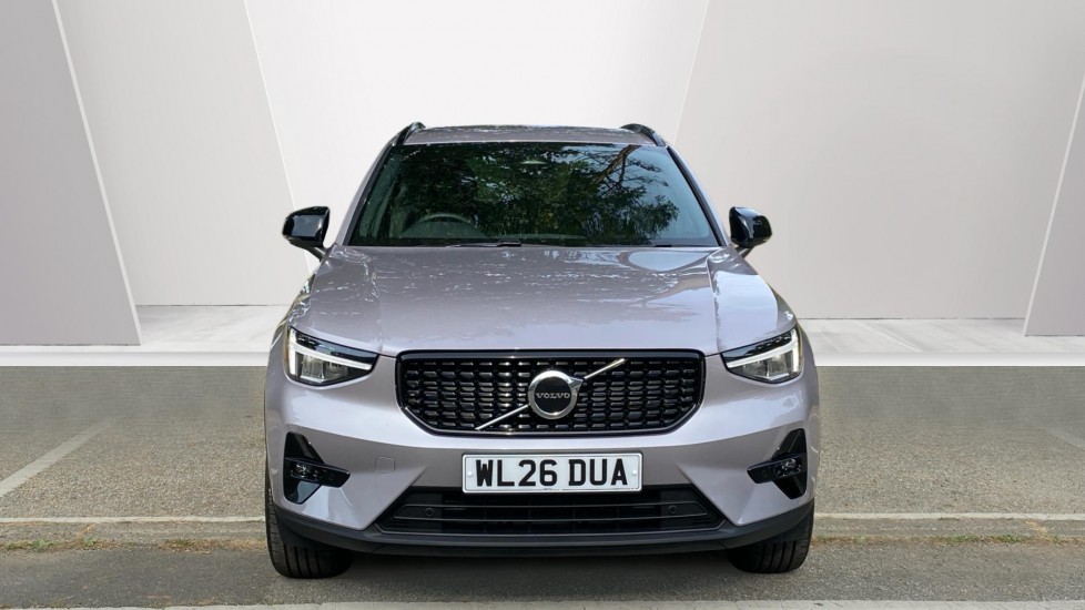 Volvo XC40 2.0 B3P Plus Dark 5dr Auto Petrol Estate - Image 8