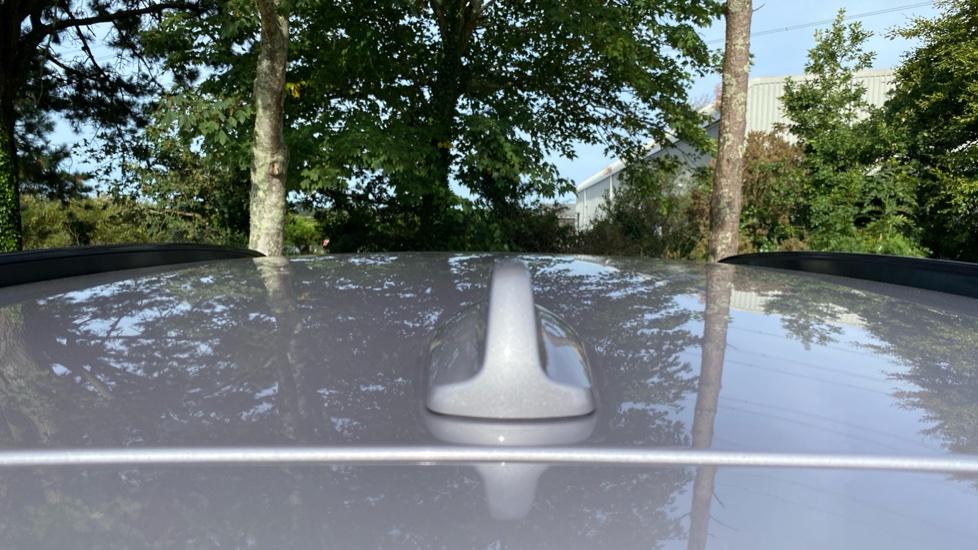 Volvo XC40 2.0 B3P Plus Dark 5dr Auto Petrol Estate - Image 52