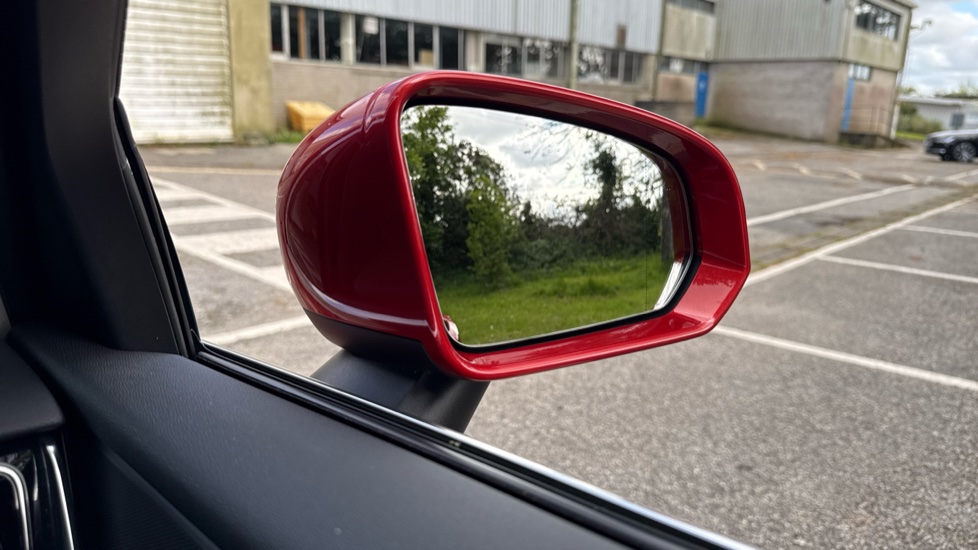 Volvo V60 2.0 B4D Inscription 5dr Auto Diesel Estate - Image 32