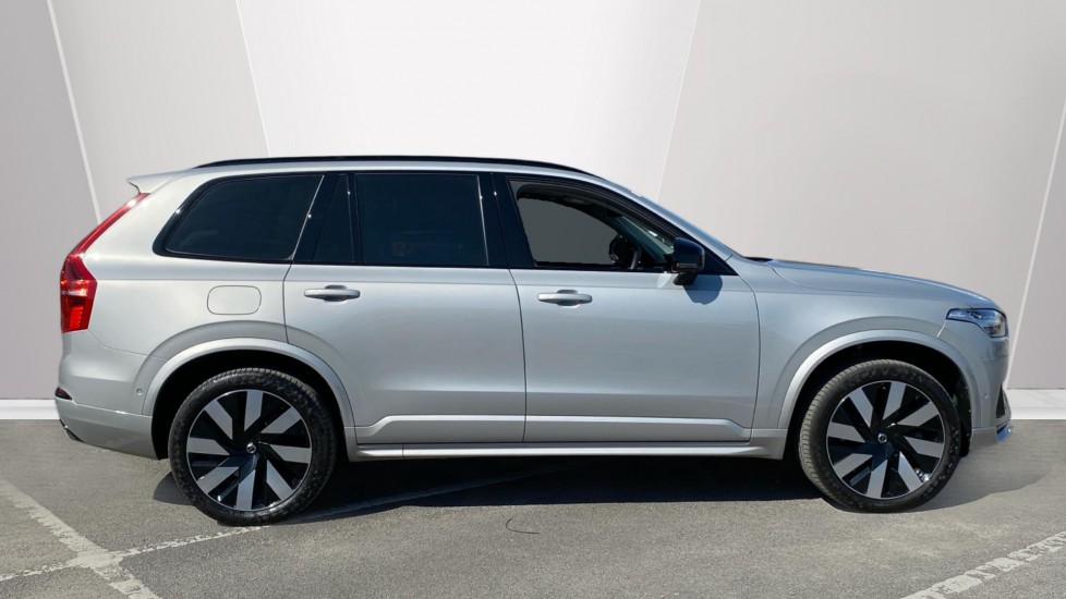 Volvo XC90 2.0 T8 [455] RC PHEV Ultimate Dark 5dr AWD Gtron Estate - Image 3