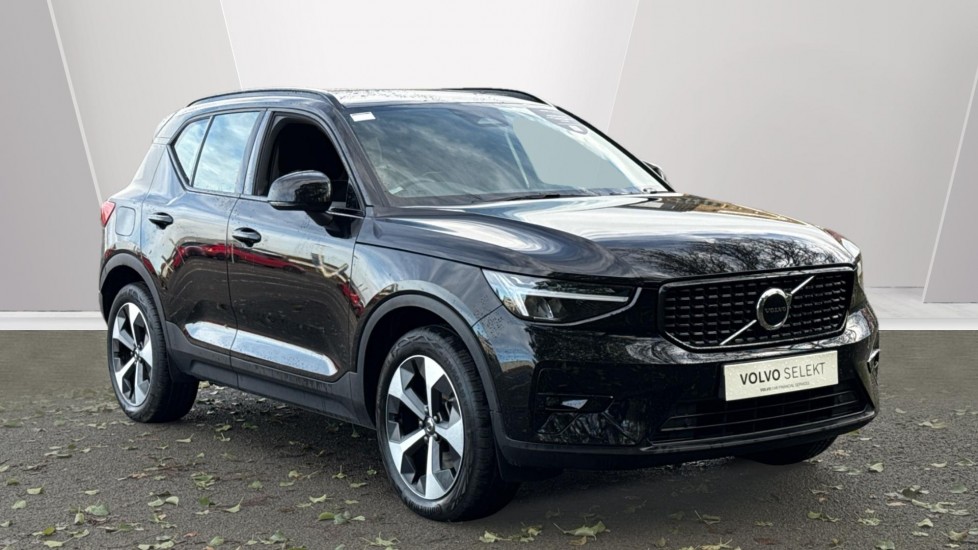 Volvo XC40 2.0 B3P Plus Dark 5dr Auto Petrol Estate - Image 1