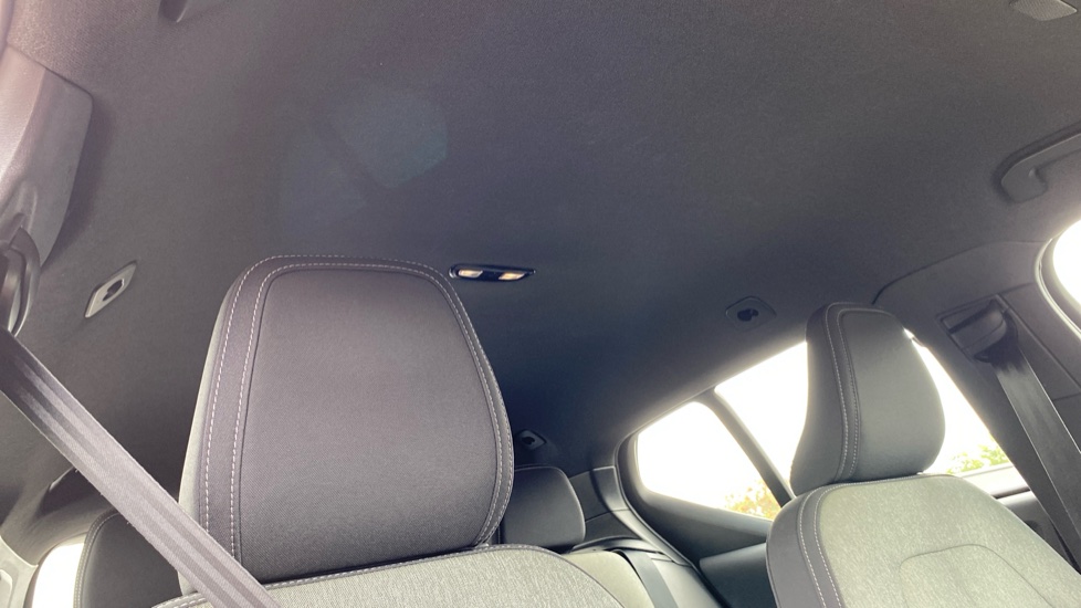 Volvo XC40 2.0 B3P Plus Dark 5dr Auto Petrol Estate - Image 34