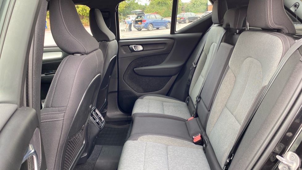 Volvo XC40 2.0 B3P Plus Dark 5dr Auto Petrol Estate - Image 36