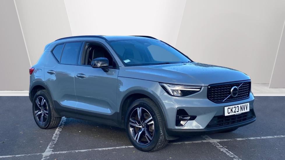 2023 Volvo XC40
