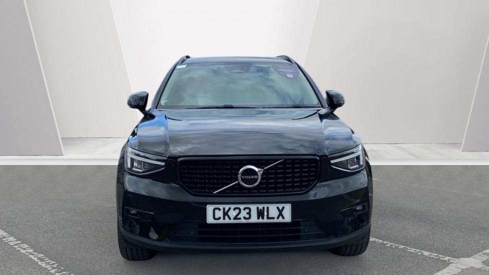 Volvo XC40 2.0 B3P Plus Dark 5dr Auto Petrol Estate - Image 8