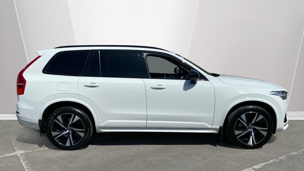 Volvo XC90 2.0 B5D [235] R DESIGN 5dr AWD Geartronic Diesel Estate - Image 3