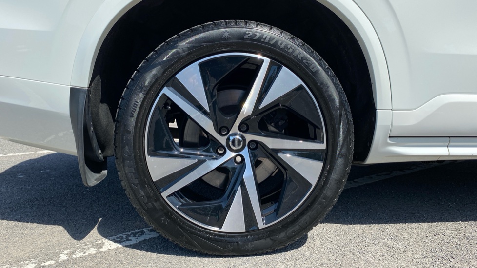 Volvo XC90 2.0 B5D [235] R DESIGN 5dr AWD Geartronic Diesel Estate - Image 9