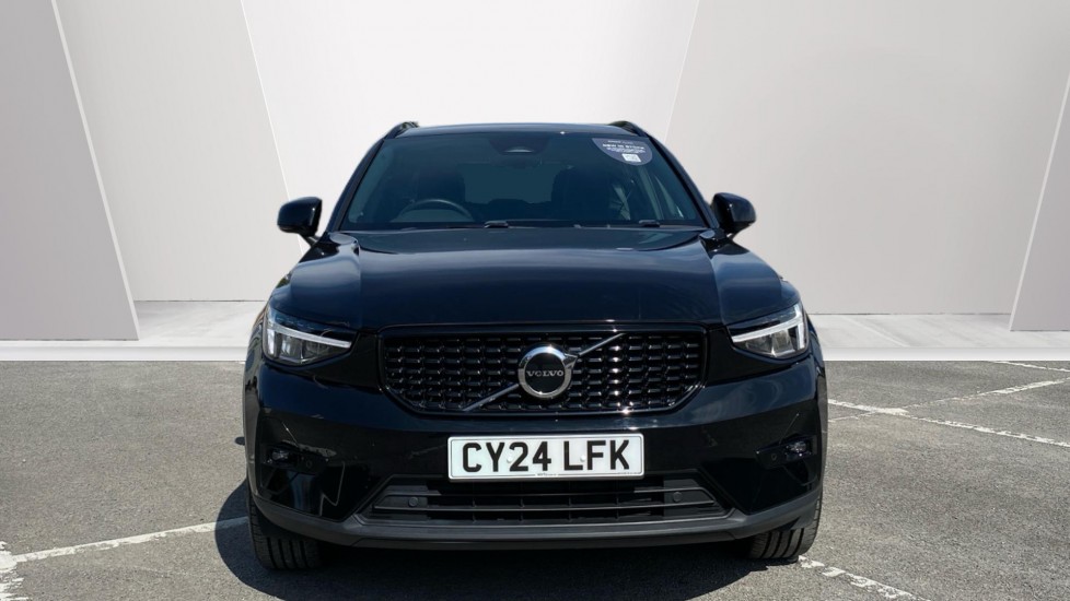Volvo XC40 2.0 B3P Plus Dark 5dr Auto Petrol Estate - Image 8