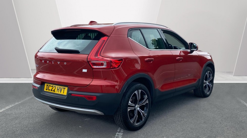 Volvo XC40 1.5 T5 Recharge PHEV Inscription Pro 5dr Auto Estate - Image 2