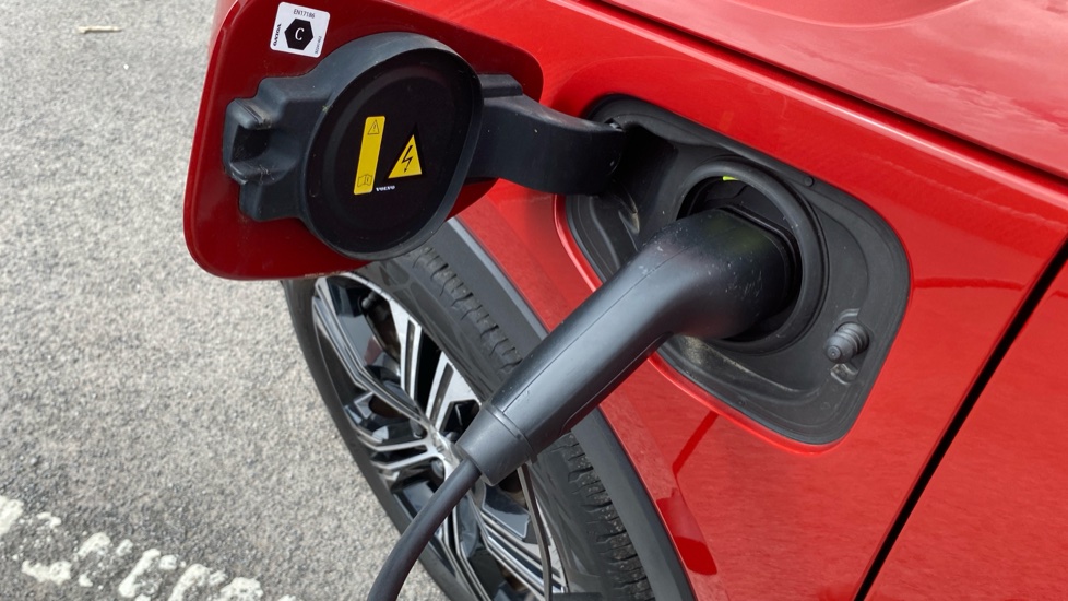 Volvo XC40 1.5 T5 Recharge PHEV Inscription Pro 5dr Auto Estate - Image 16