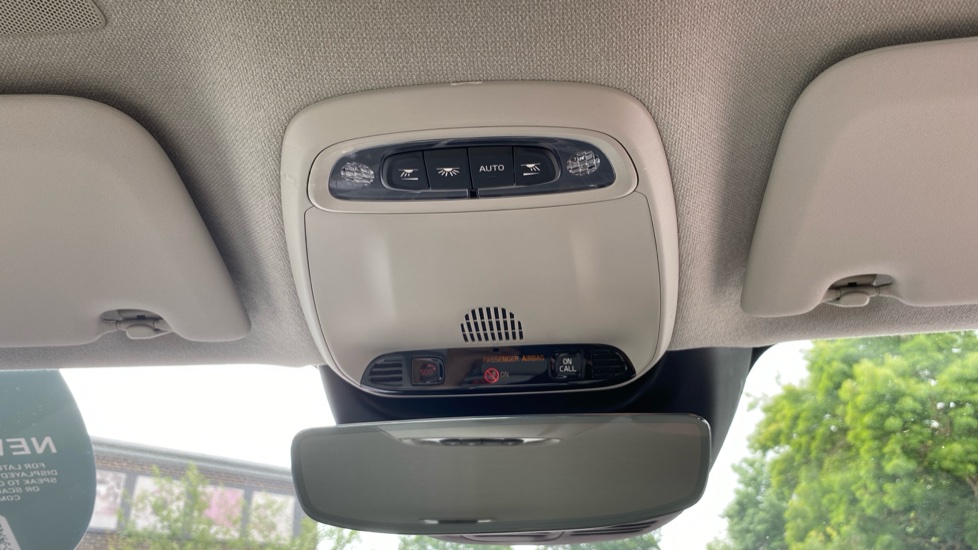 Volvo XC40 1.5 T5 Recharge PHEV Inscription Pro 5dr Auto Estate - Image 28