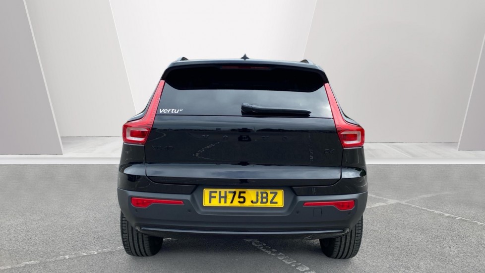 Volvo XC40 2.0 B4P Plus Pro Black Edition 5dr Auto Petrol Estate - Image 7