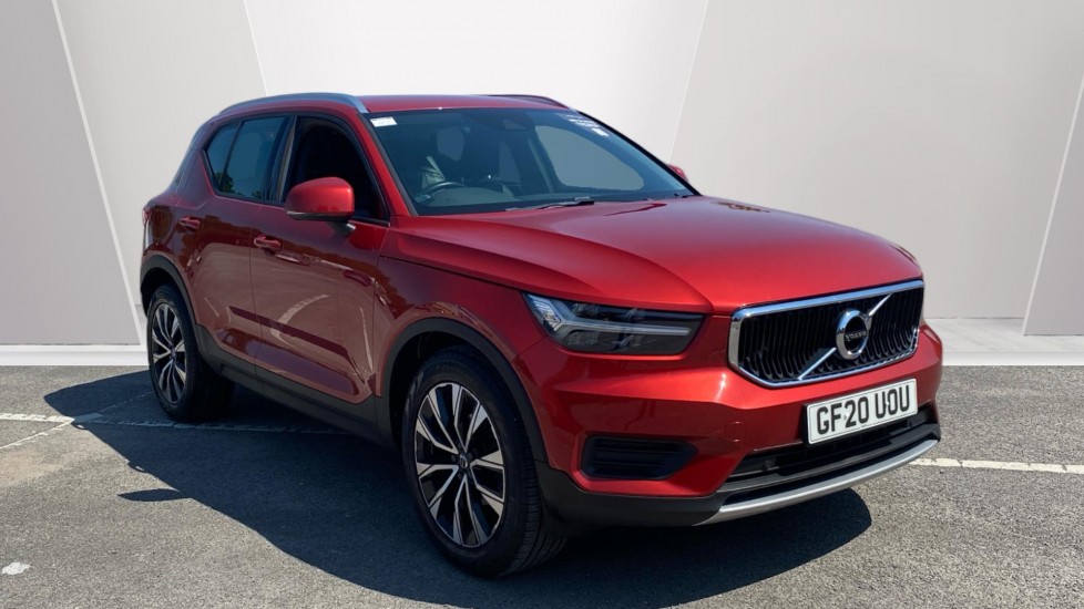 Volvo XC40 2.0 D3 Momentum 5dr Geartronic Diesel Estate - Image 1