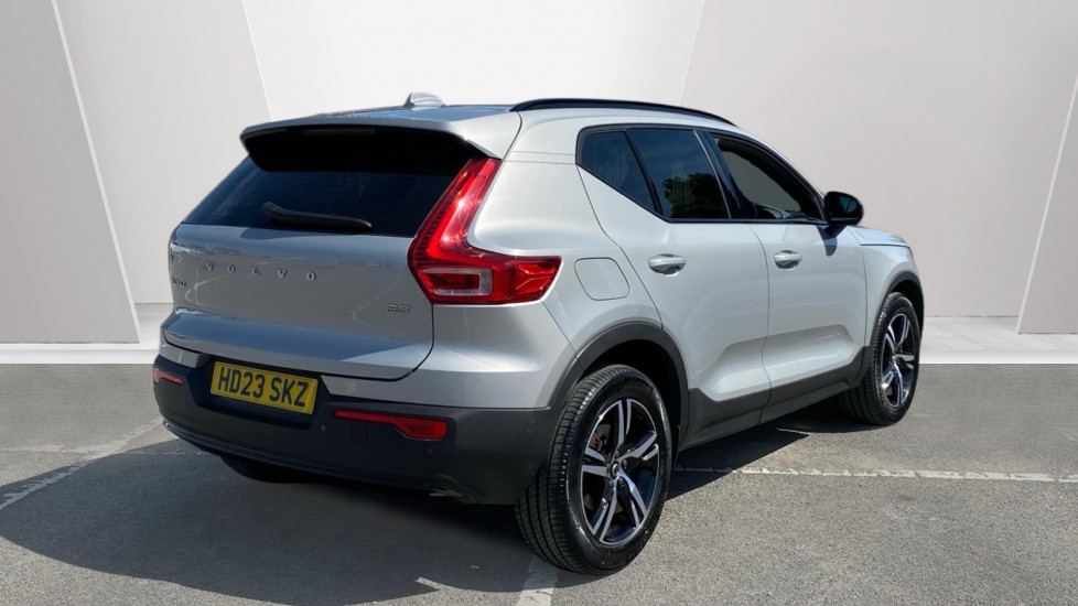 Volvo XC40 2.0 B3P Plus Dark 5dr Auto Petrol Estate - Image 2