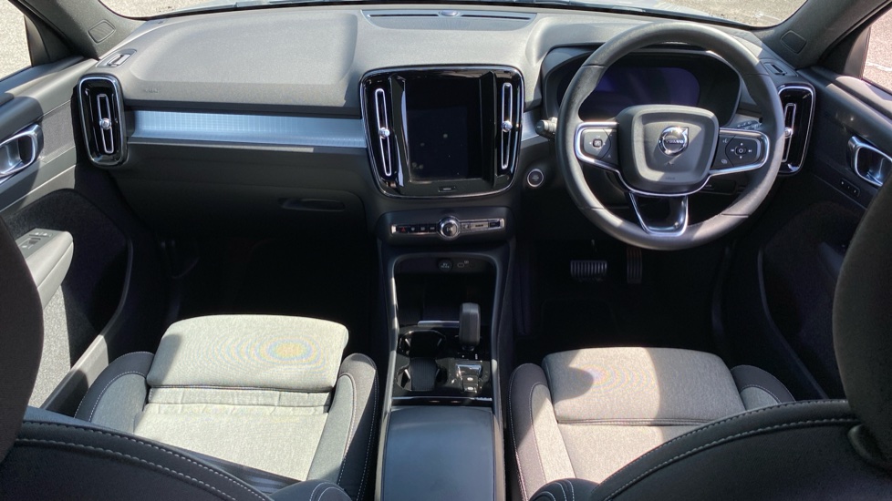 Volvo XC40 2.0 B3P Plus Dark 5dr Auto Petrol Estate - Image 5