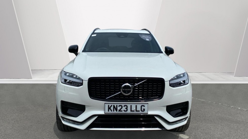 Volvo XC90 2.0 B5D [235] Plus Dark 5dr AWD Geartronic Diesel Estate - Image 8