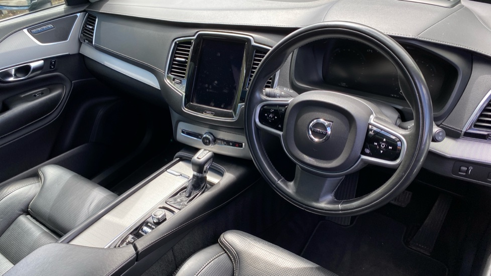 Volvo XC90 2.0 T5 [250] Inscription Pro 5dr AWD Gtron Petrol Estate - Image 4