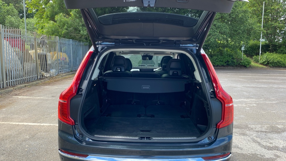 Volvo XC90 2.0 T5 [250] Inscription Pro 5dr AWD Gtron Petrol Estate - Image 13