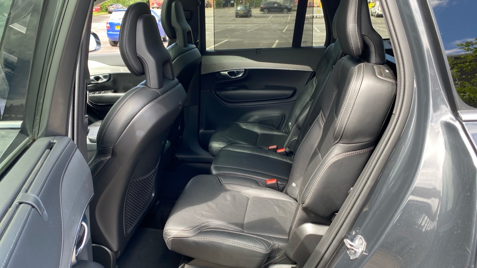 Volvo XC90 2.0 T5 [250] Inscription Pro 5dr AWD Gtron Petrol Estate - Image 37