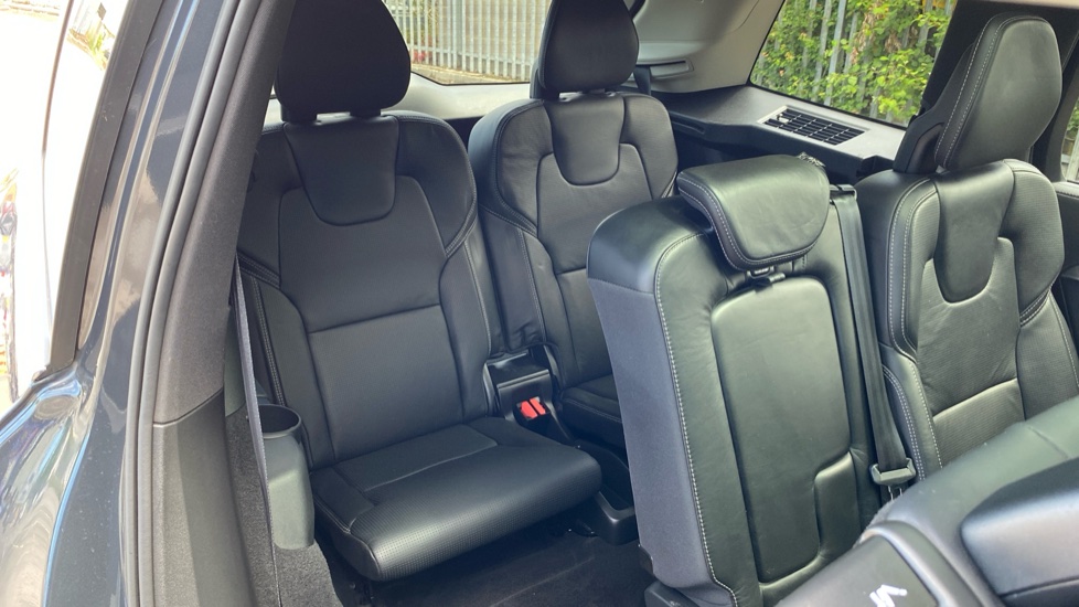 Volvo XC90 2.0 T5 [250] Inscription Pro 5dr AWD Gtron Petrol Estate - Image 40