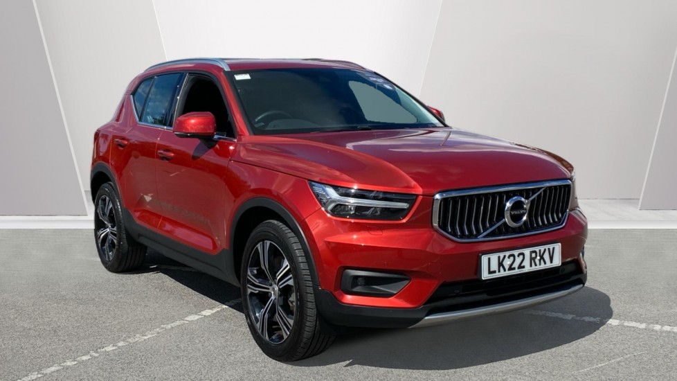 Volvo XC40 1.5 T5 Recharge PHEV Inscription Pro 5dr Auto Estate - Image 1