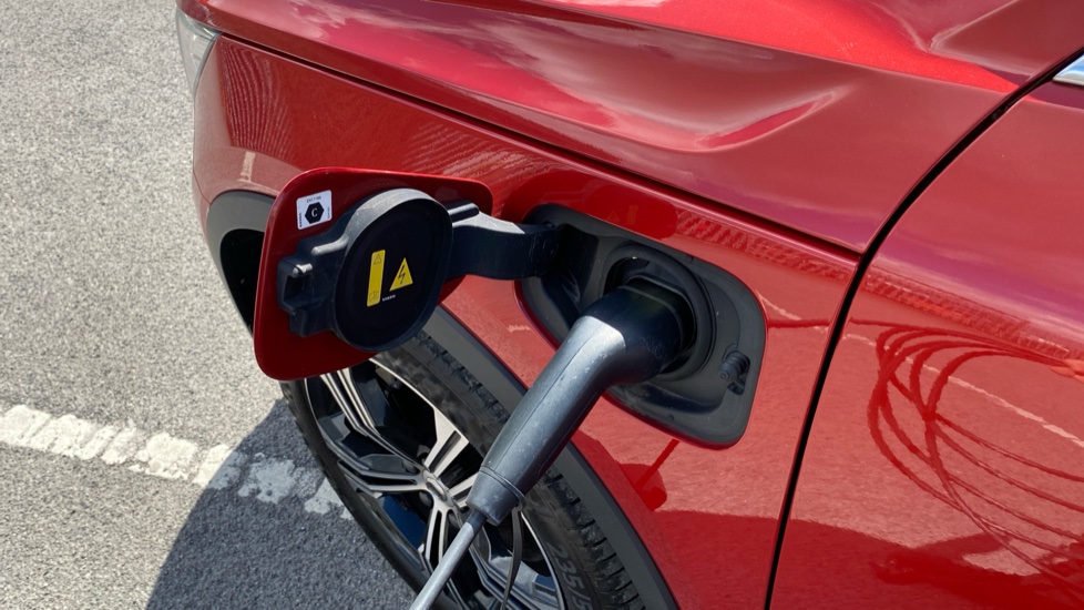 Volvo XC40 1.5 T5 Recharge PHEV Inscription Pro 5dr Auto Estate - Image 16