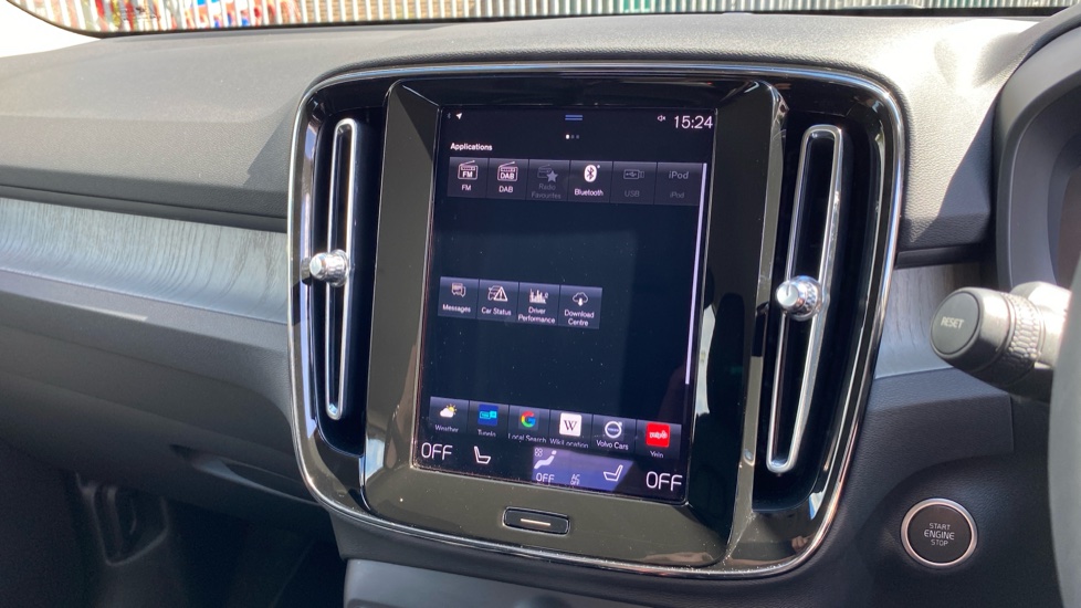 Volvo XC40 1.5 T5 Recharge PHEV Inscription Pro 5dr Auto Estate - Image 17