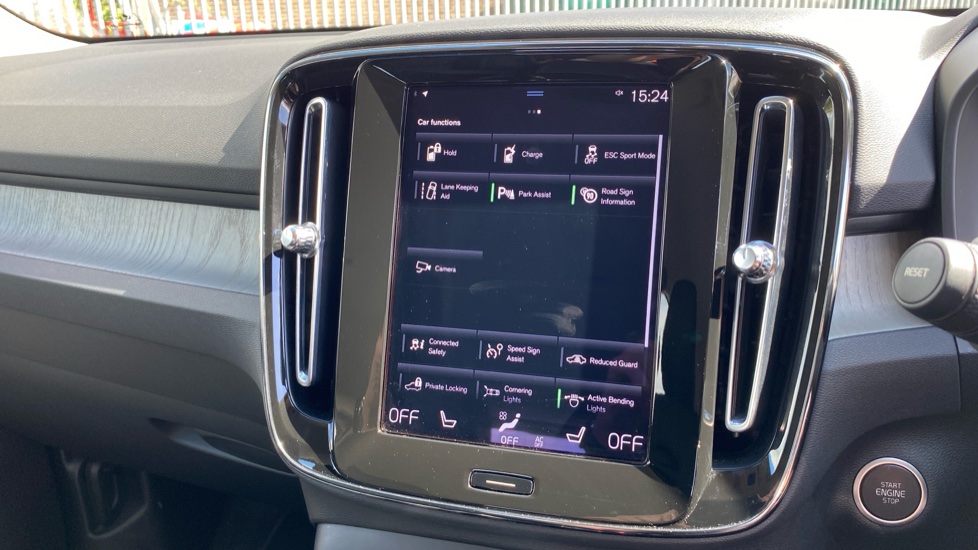 Volvo XC40 1.5 T5 Recharge PHEV Inscription Pro 5dr Auto Estate - Image 38