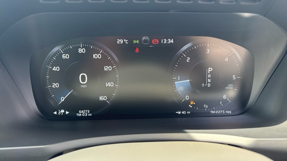 Volvo XC90 2.0 D5 PowerPulse Inscription Pro 5dr AWD G tronic Diesel Estate - Image 11