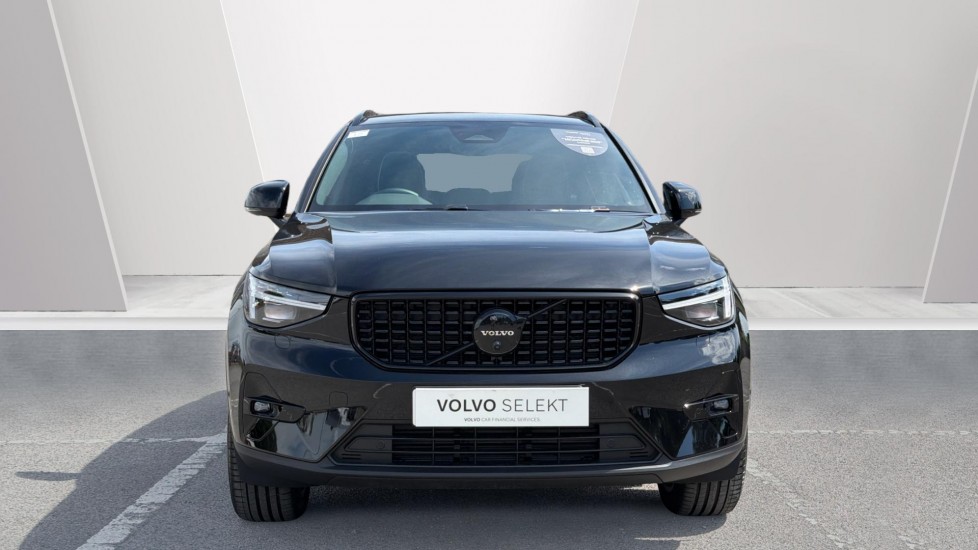 Volvo XC40 2.0 B4P Plus Black Edition 5dr Auto Petrol Estate - Image 8