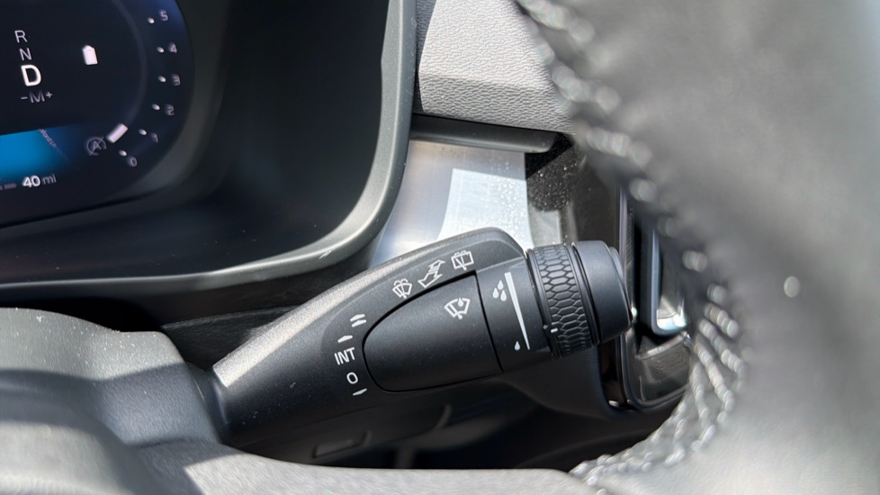 Volvo XC40 2.0 B4P Plus Black Edition 5dr Auto Petrol Estate - Image 21