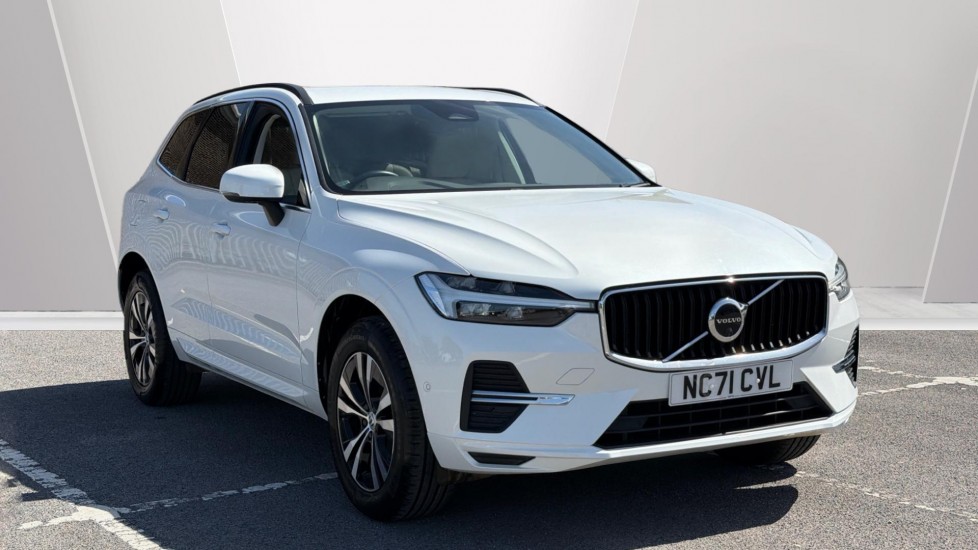 Volvo XC60 2.0 B5P Momentum 5dr Geartronic Petrol Estate - Image 1