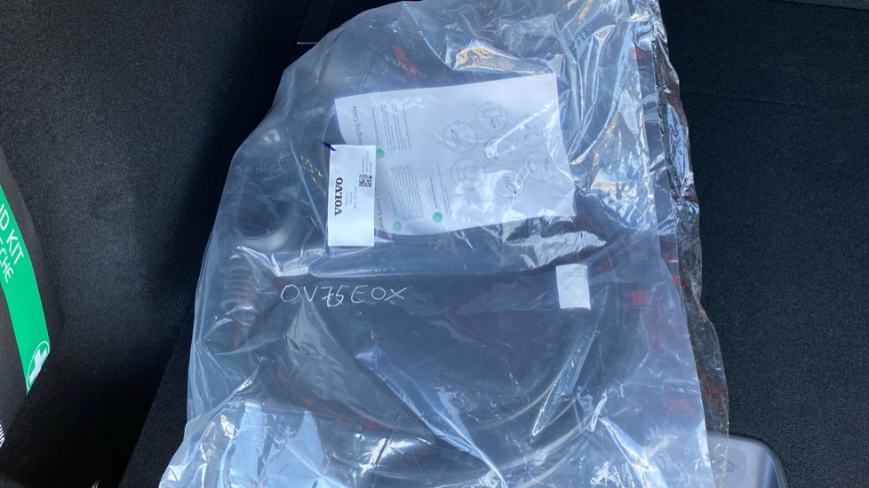 Volvo EX30 315kW Twin Motor Performance Ultra 69kWh 5dr Auto Electric Estate - Image 38