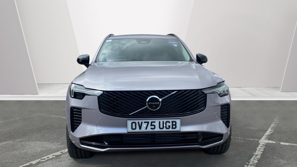 Volvo XC90 2.0 T8 PHEV Ultra Dark 5dr AWD Geartronic Estate - Image 8