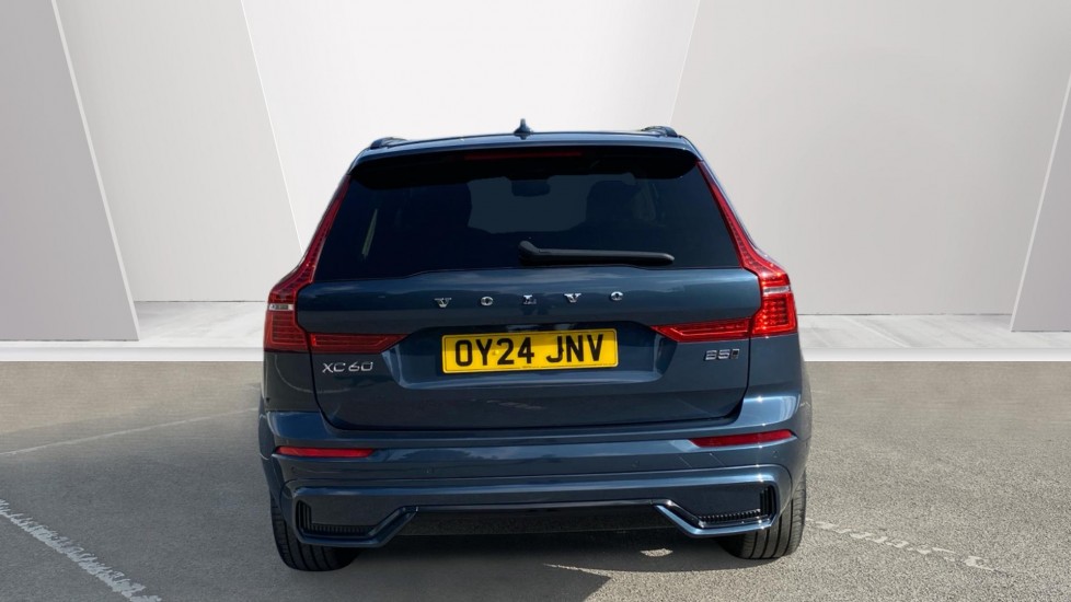 Volvo XC60 2.0 B5P Plus Dark 5dr AWD Geartronic Petrol Estate - Image 7