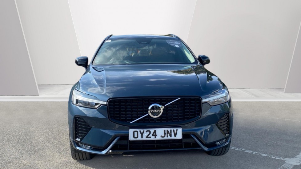 Volvo XC60 2.0 B5P Plus Dark 5dr AWD Geartronic Petrol Estate - Image 8