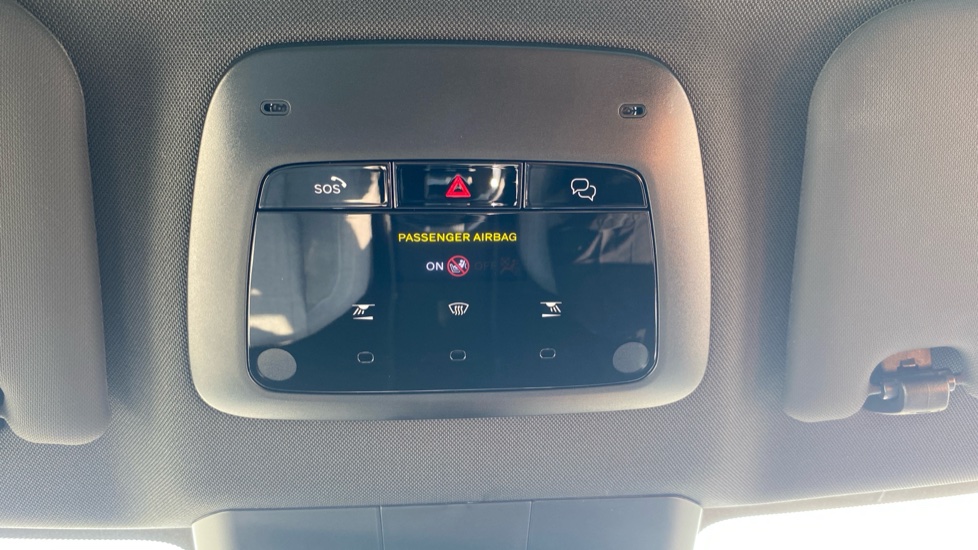 Volvo EX30 200kW SM Extended Range Ultra 69kWh 5dr Auto Electric Estate - Image 28