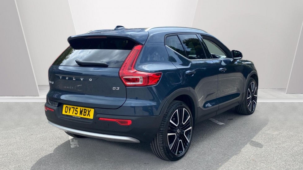 Volvo XC40 2.0 B3P Ultra Dark 5dr Auto Petrol Estate - Image 2
