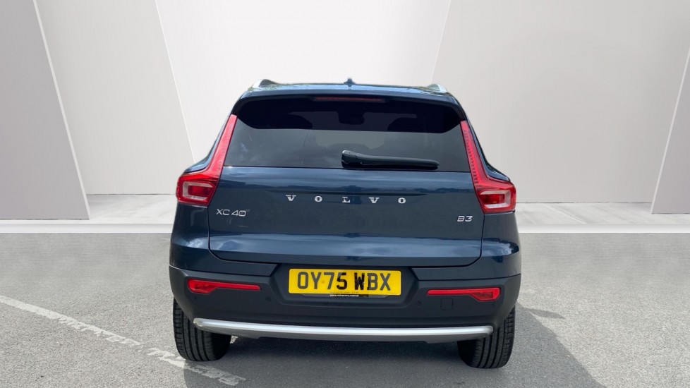Volvo XC40 2.0 B3P Ultra Dark 5dr Auto Petrol Estate - Image 7