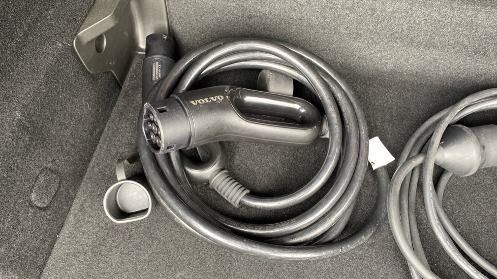 Volvo EX30 200kW SM Extended Range Ultra 69kWh 5dr Auto Electric Estate - Image 37