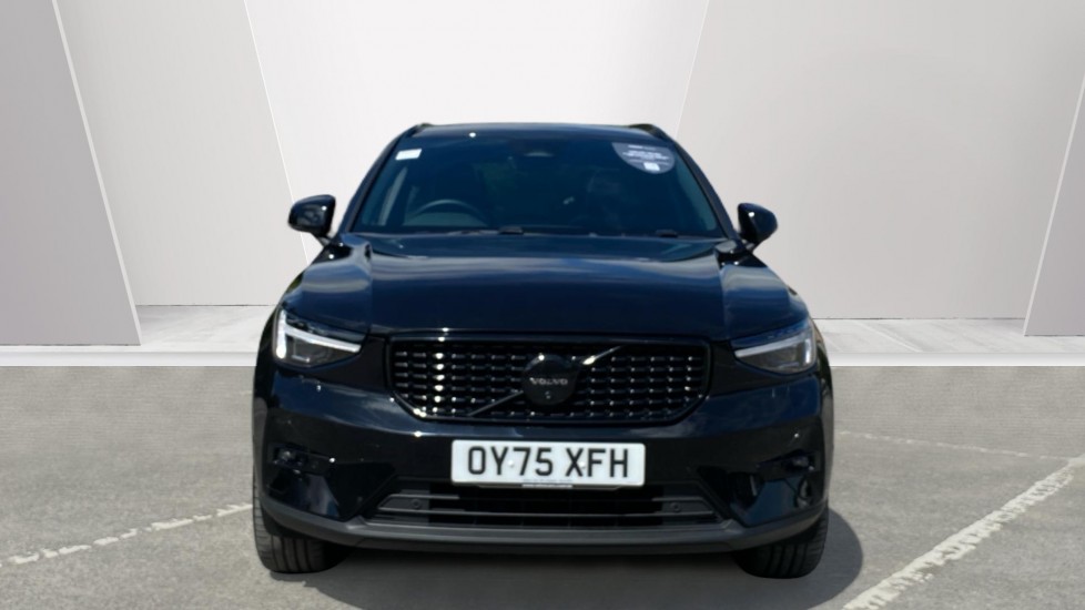 Volvo XC40 2.0 B3P Ultra Black Edition 5dr Auto Petrol Estate - Image 8