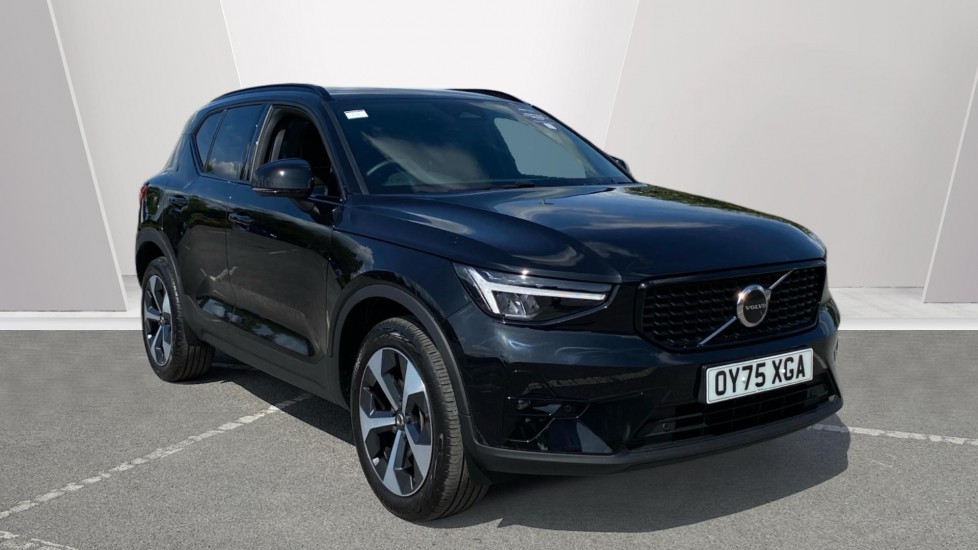 Volvo XC40 2.0 B4P Plus Dark 5dr Auto Petrol Estate - Image 1